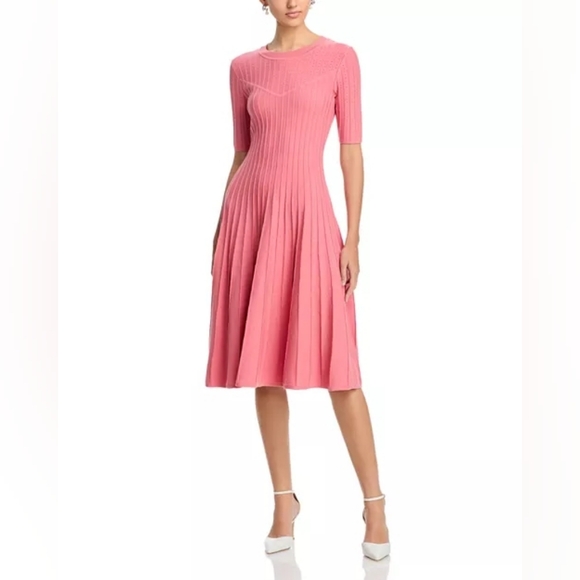 Elegant Pink Midi Dress - Picture 1 of 3
